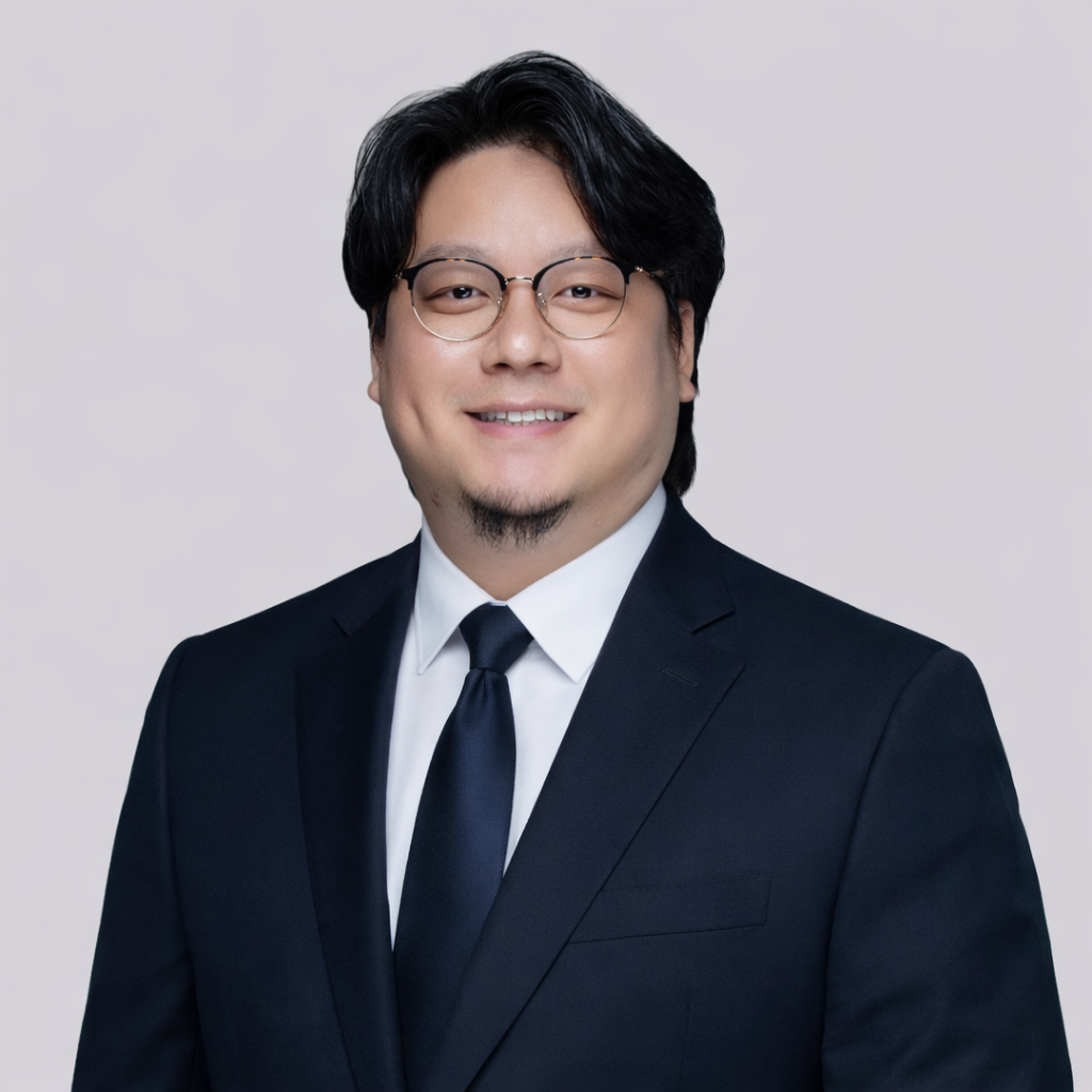 Jonah Vang, founder of Lead Search Pros